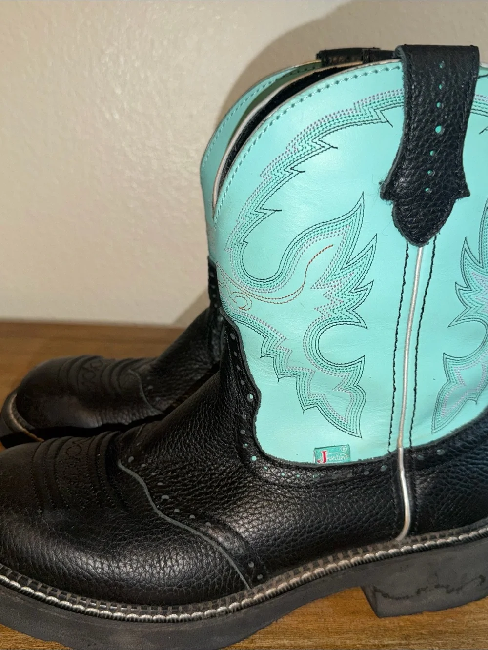 Justin Boots Black and Turquoise Western Boot
